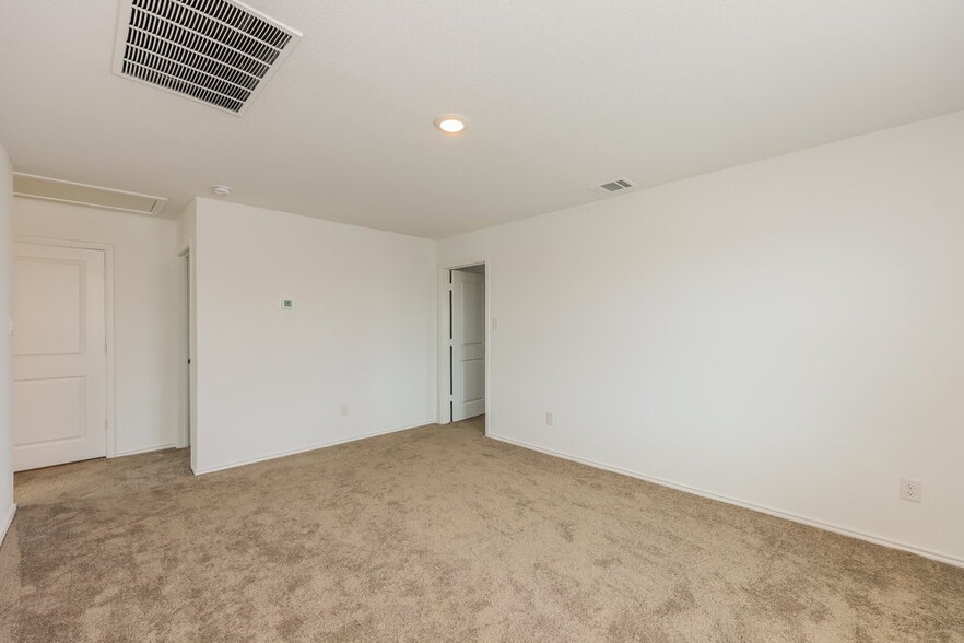 Building Photo - 6622 Morgan Cp