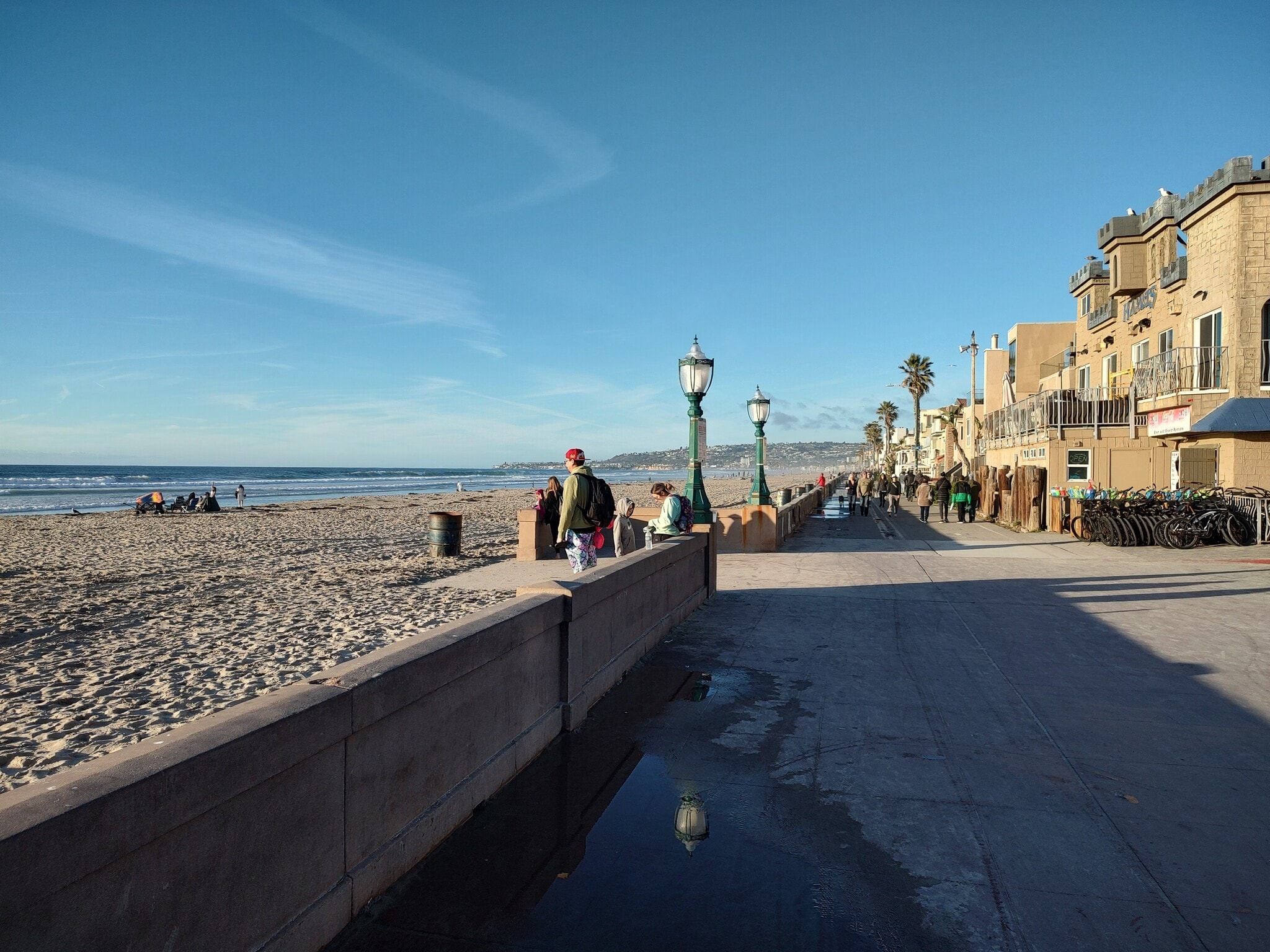 One block to the beach and the huge boardwalk - 828 Island Ct