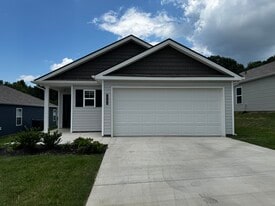 Building Photo - 1131 Clearwater Ln