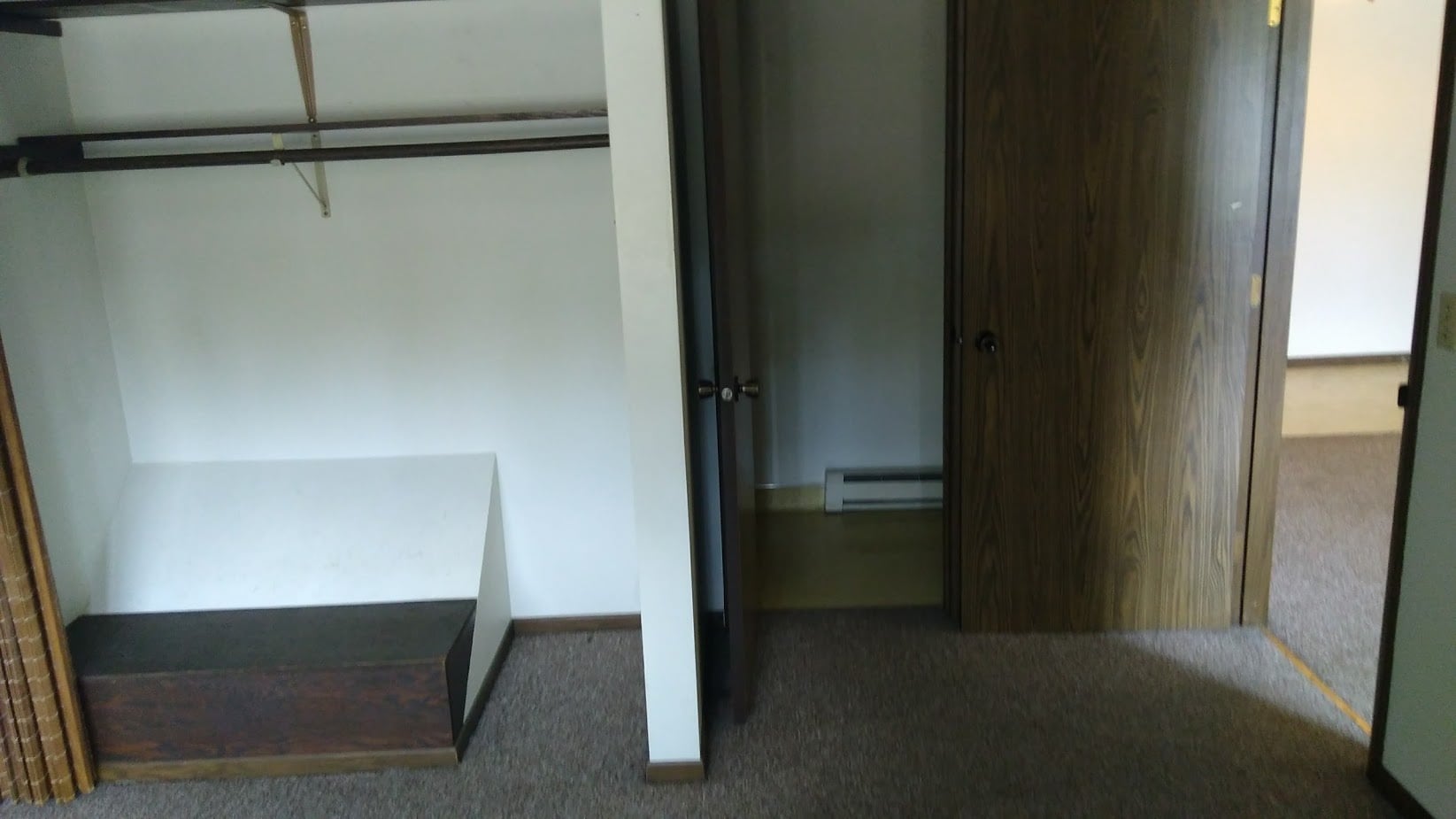 Building Photo - 401 N East St