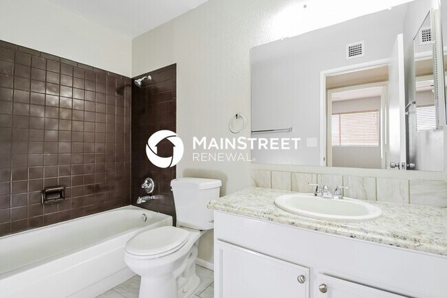 Building Photo - 4 Bedroom Pet-Friendly Home in Tucson, AZ with Main Street Renewal