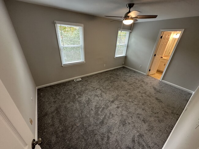 Building Photo - 1442 Aversboro Rd