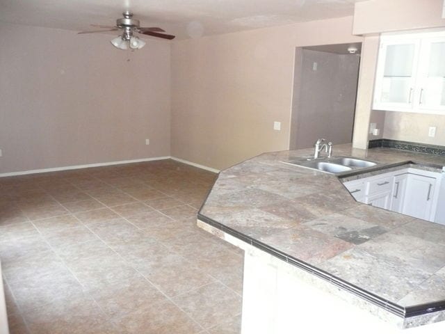 Building Photo - 1420 E Countrywalk Ln
