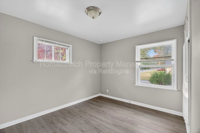 Building Photo - 1700 Dellwood Ct