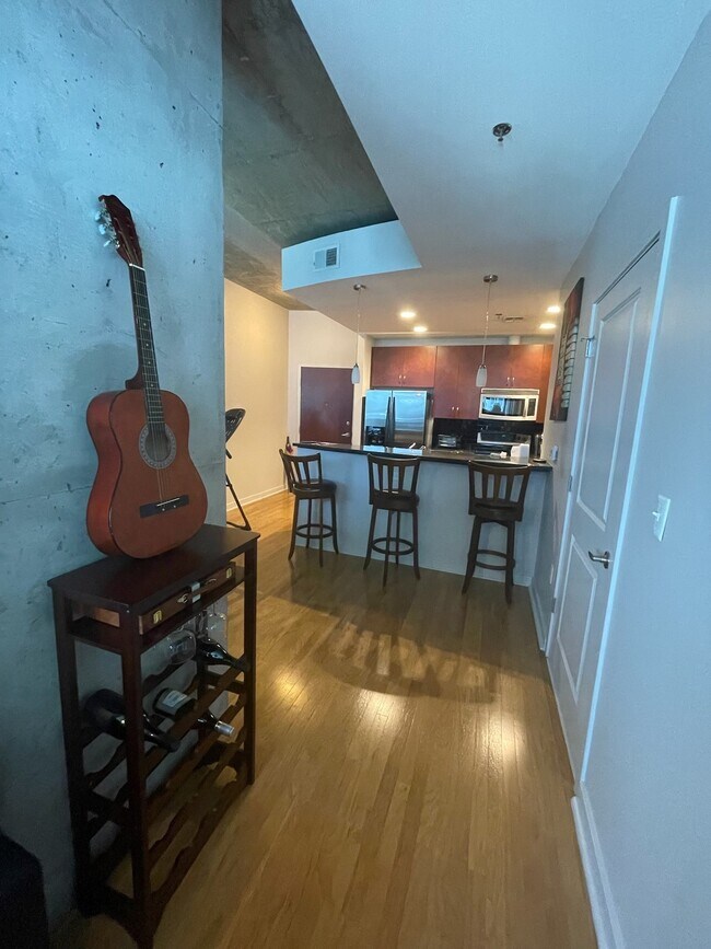 Comes with a guitar!! - 301 Demonbreun St