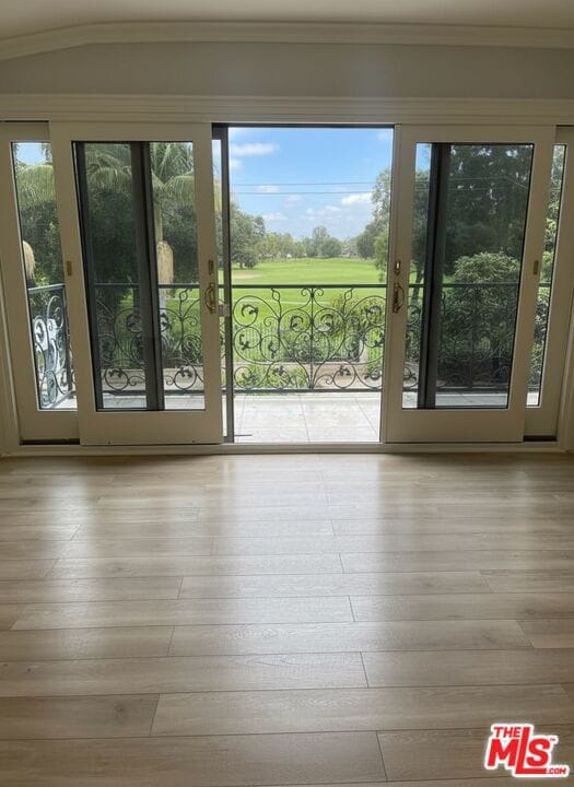 Building Photo - 4368 Fairway Dr