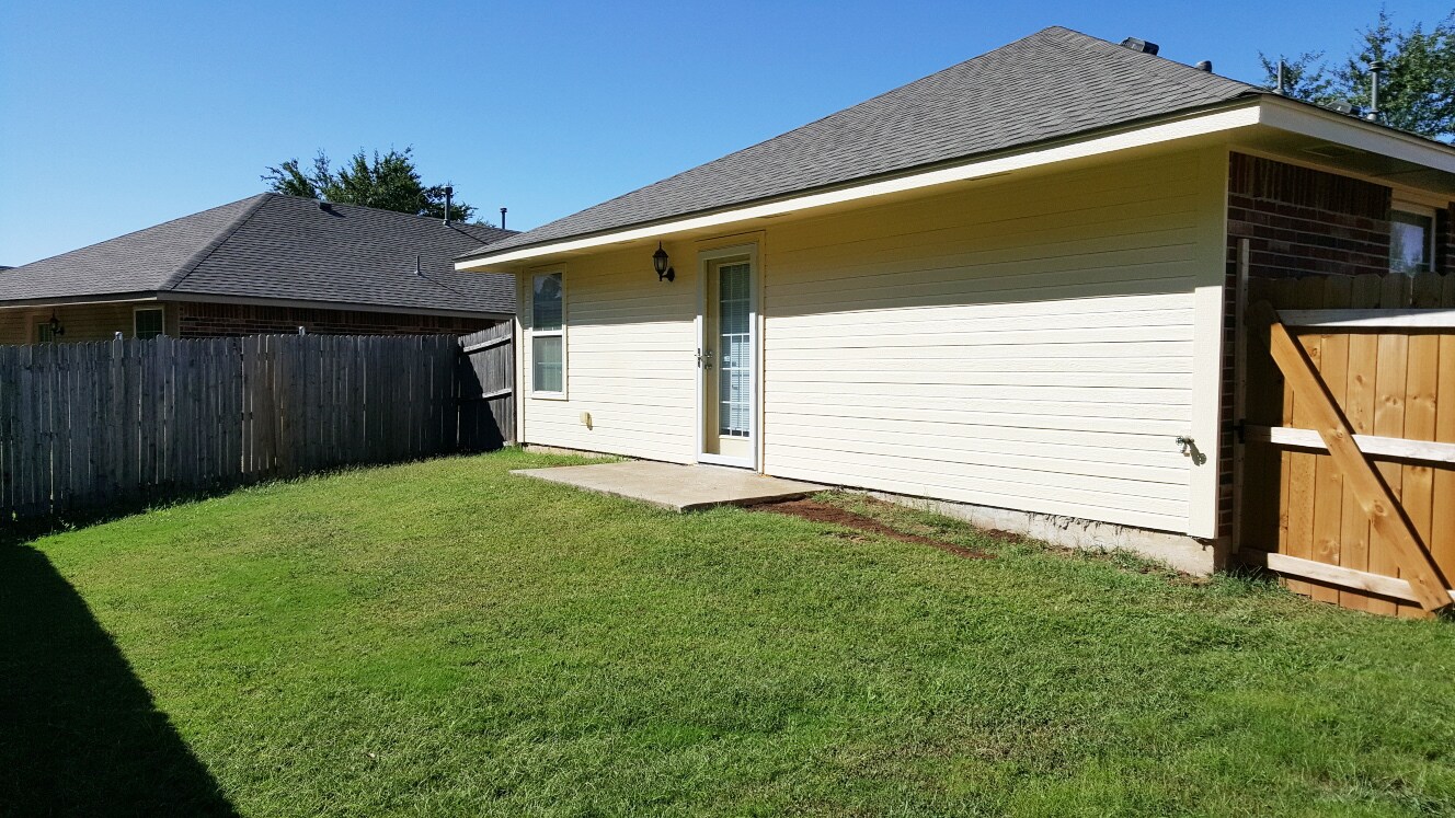 Building Photo - 528 Choctaw Gate Dr