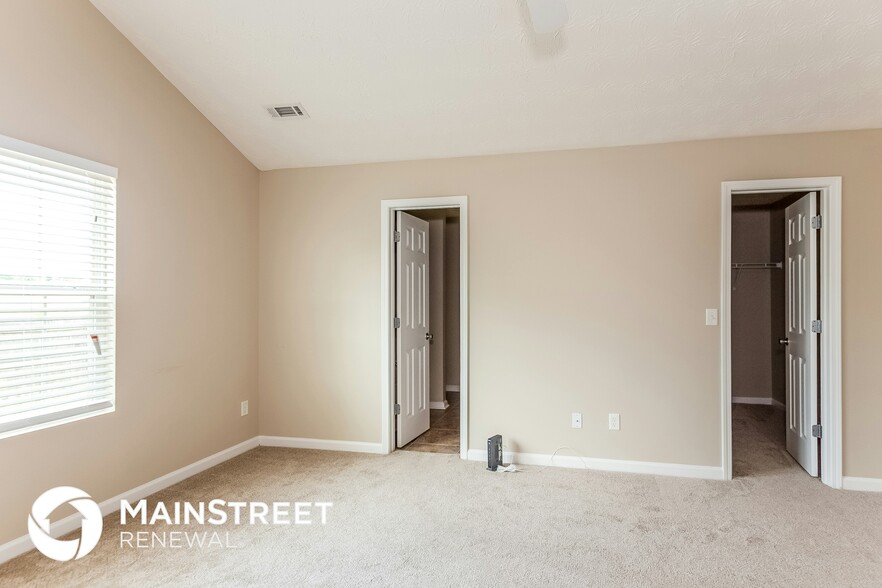 Building Photo - 485 Cathedral Dr