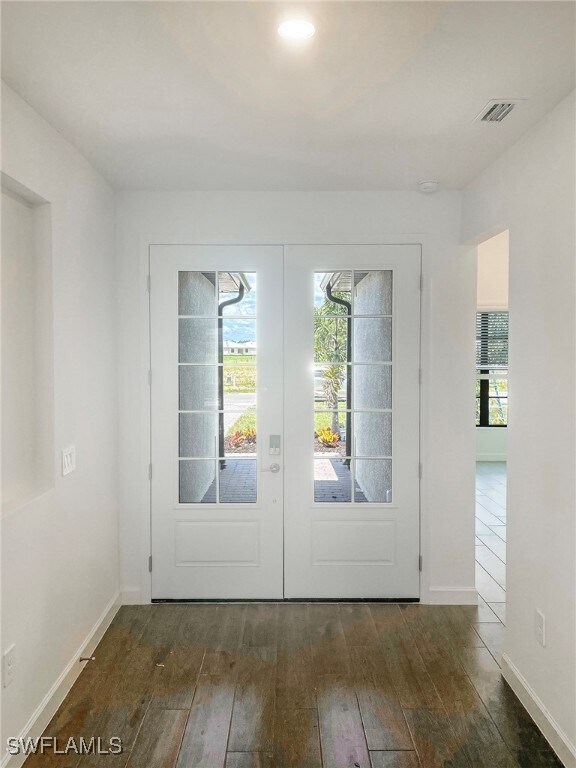 Building Photo - 19421 Hinkley Dr