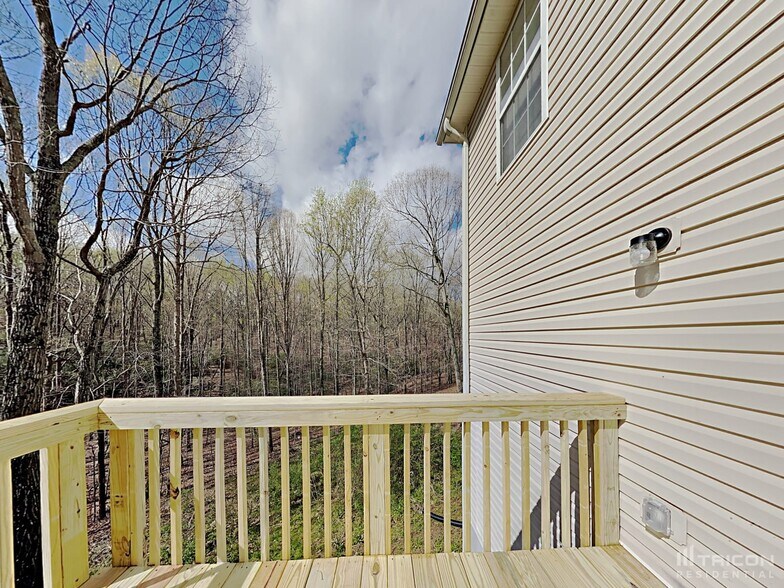 Building Photo - 1078 Bridle Creek Dr