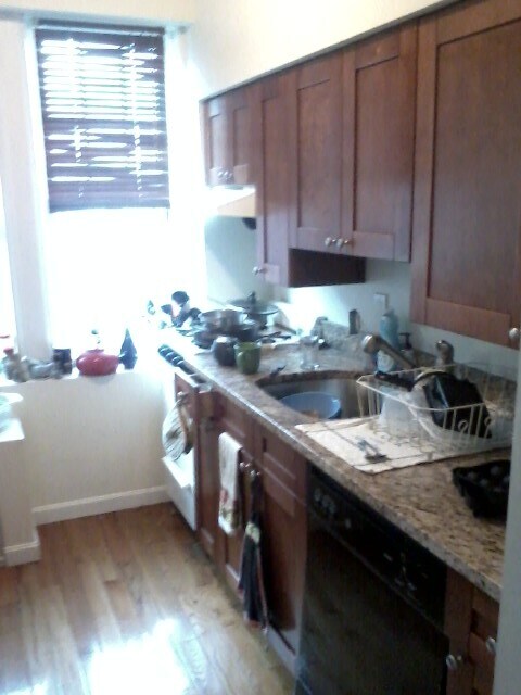 Building Photo - 2001 Commonwealth Ave