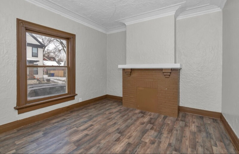 Building Photo - 114 Jay St