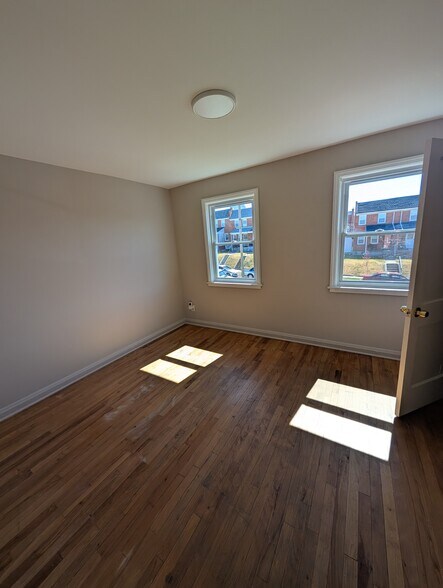 Building Photo - 3630 Elmora Ave