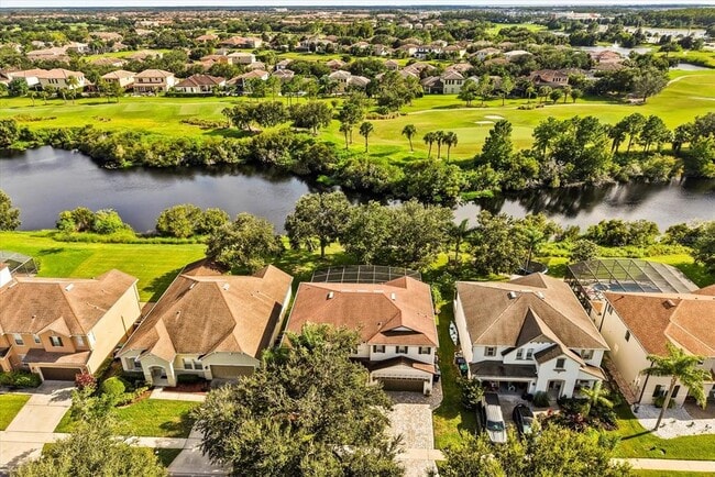 Building Photo - 10148 Malpas Point