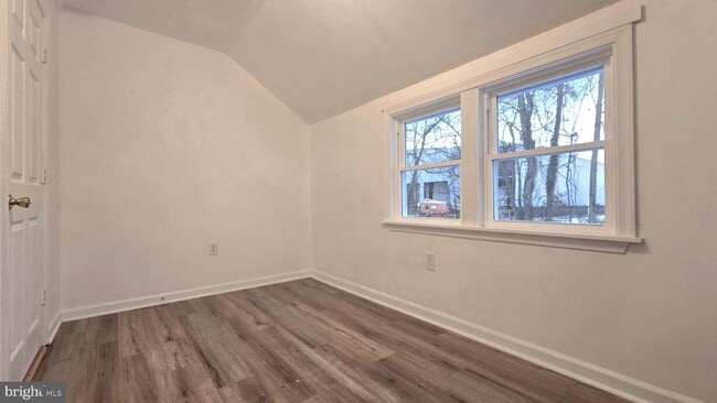 Building Photo - 392 Lafferty Ln