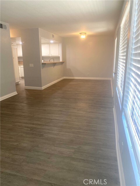 Building Photo - 25651 Mont Pointe