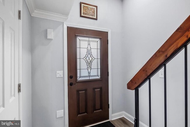 Building Photo - 17 Winchester Dr