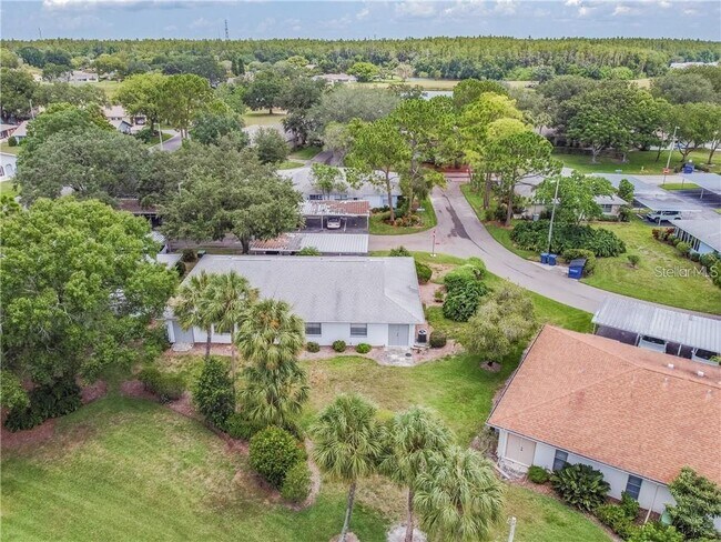 Building Photo - 1102 Halton Ct