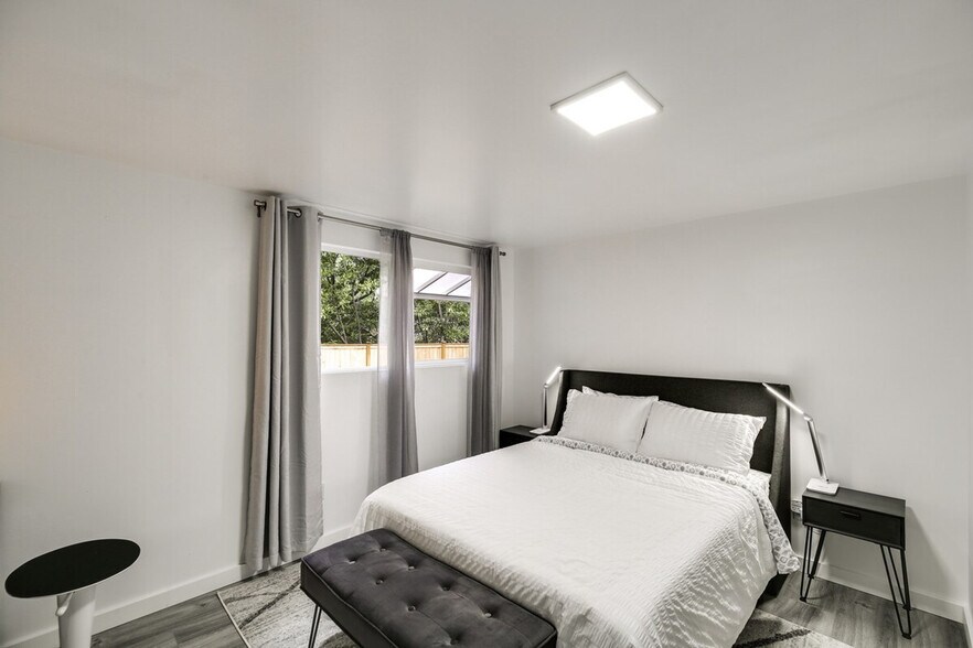 Building Photo - 10509 165th Pl NE