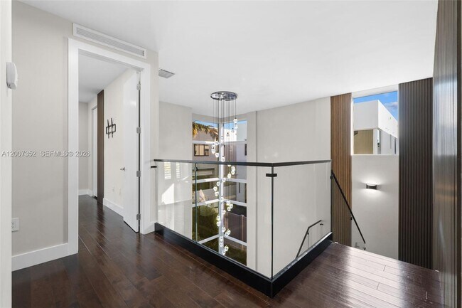 Building Photo - 7534 NW 98th Ave