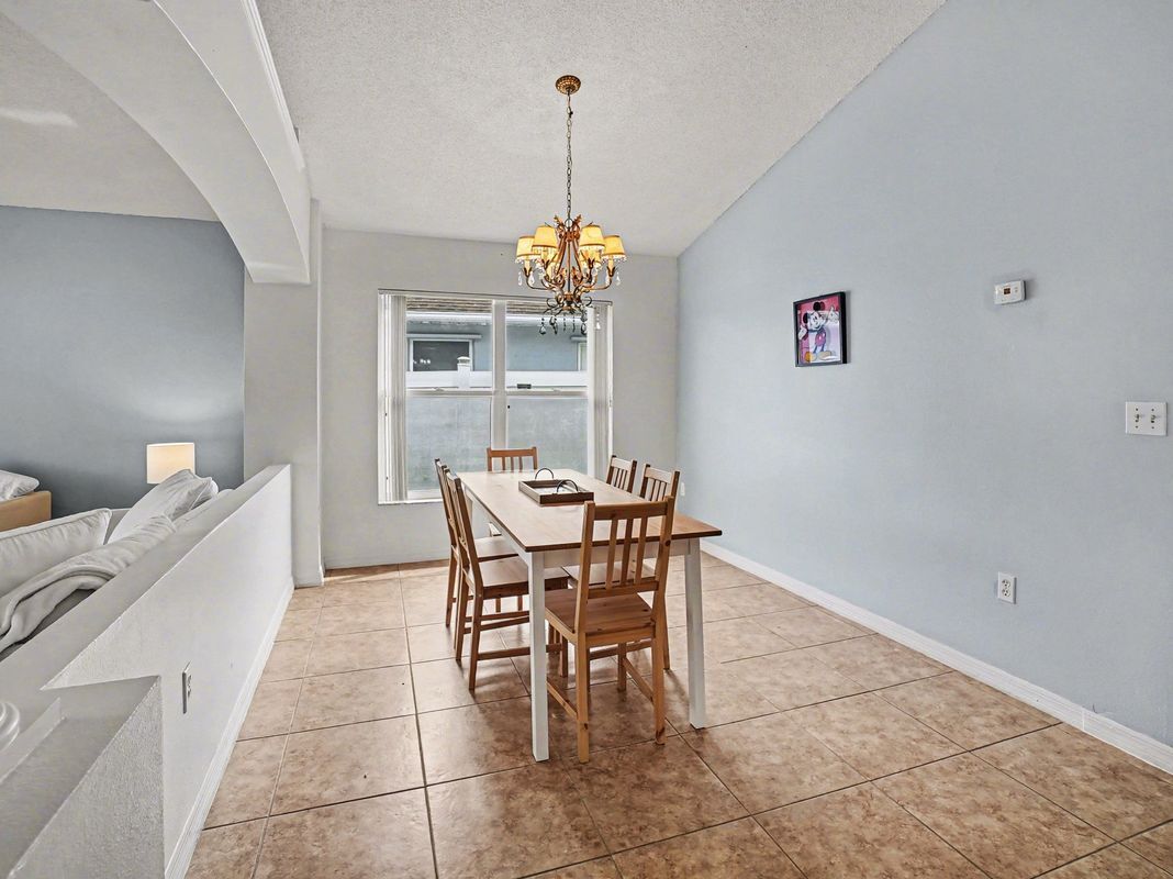 Building Photo - 2415 Black Powder Ln