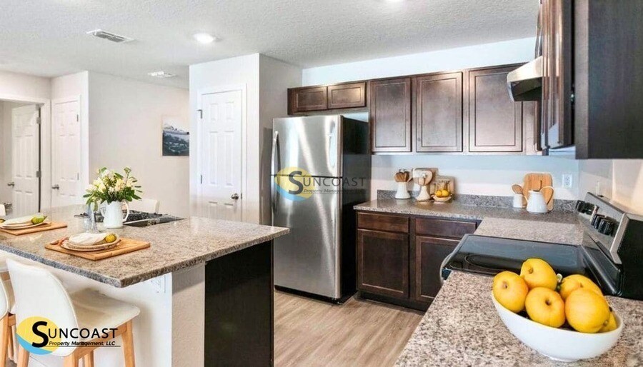 Building Photo - 22 Pine Hill Ln