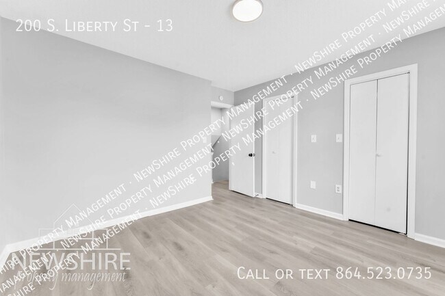 Building Photo - 200 S Liberty St