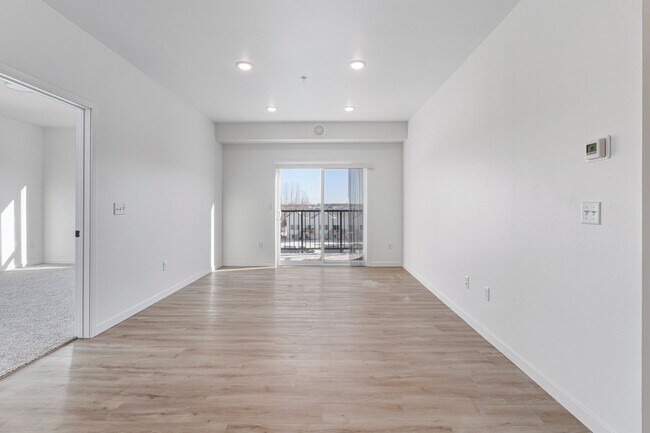 Building Photo - 2465 62nd Ave S