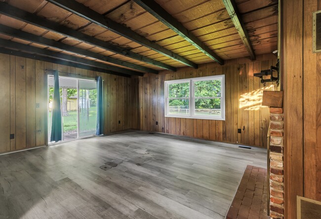 Building Photo - 109 Elizabeth St