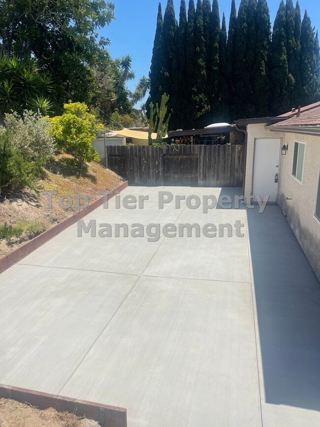 Building Photo - ***REMODELED Peacock Hills Community of Oceanside - 2 bed / 2 bath House*** 55+ ONLY