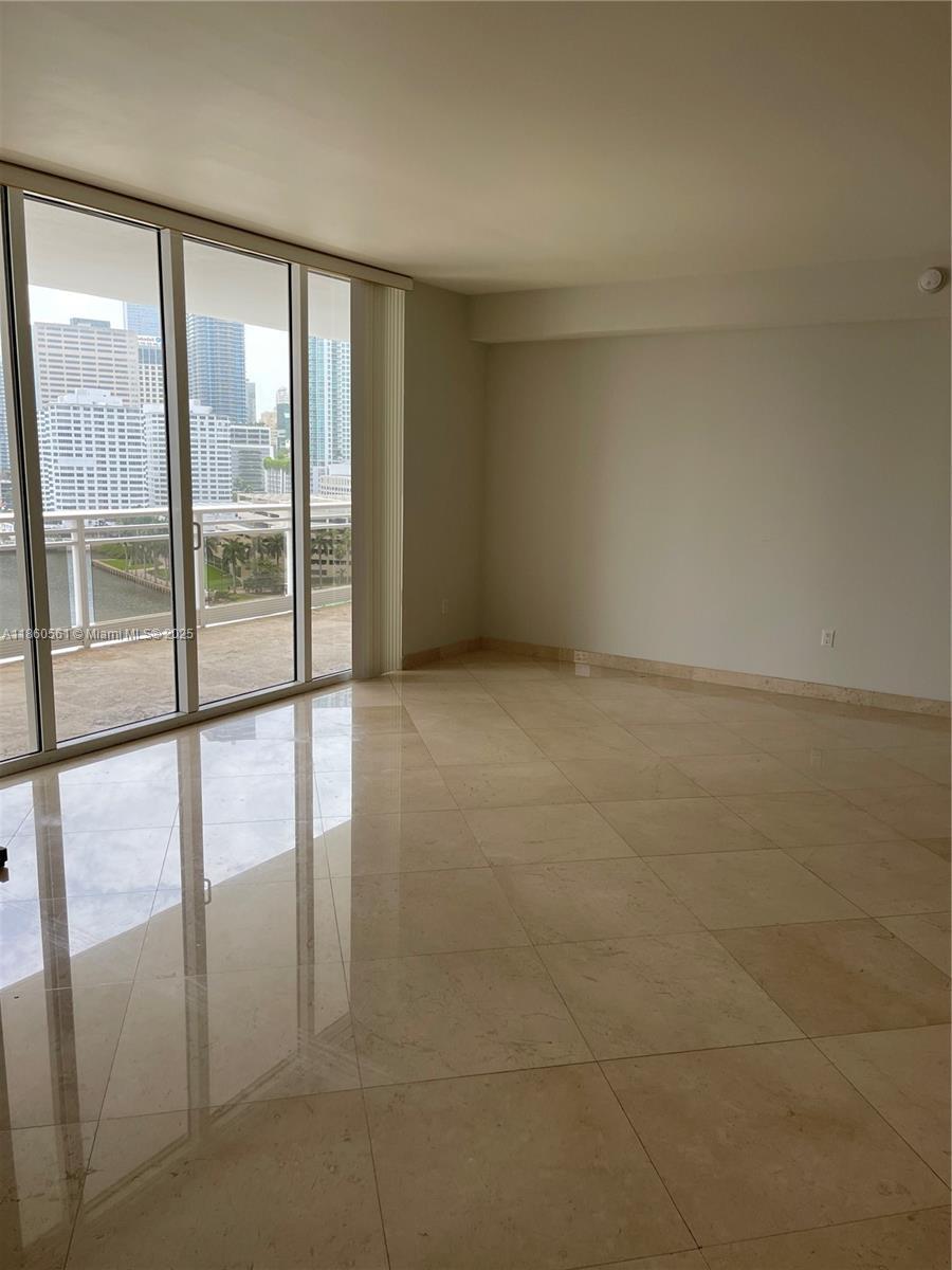 Building Photo - 901 Brickell Key Blvd