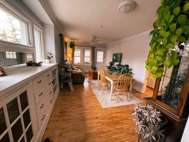 Building Photo - 25 N Reserve Ave