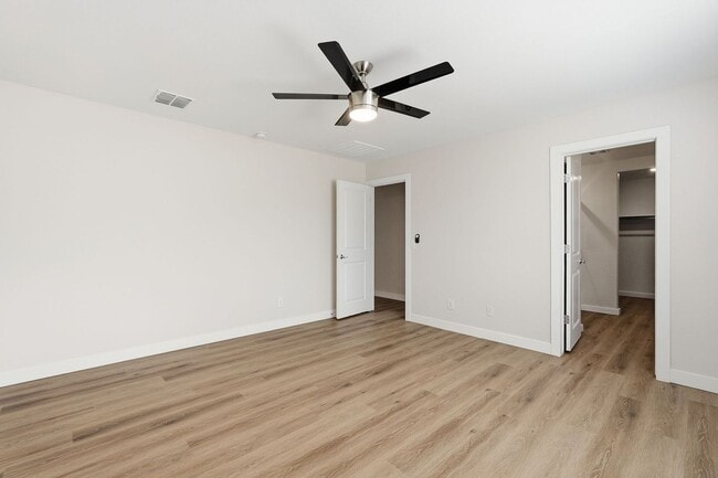 Building Photo - Amazing home in wonderful Ghost Hollow Ranch