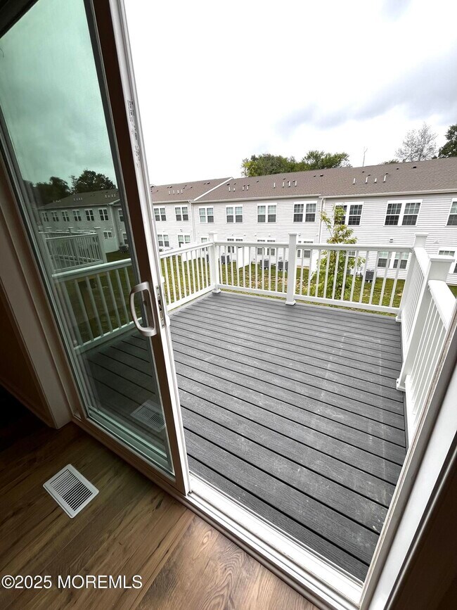 Building Photo - 20 Rothbury Ct