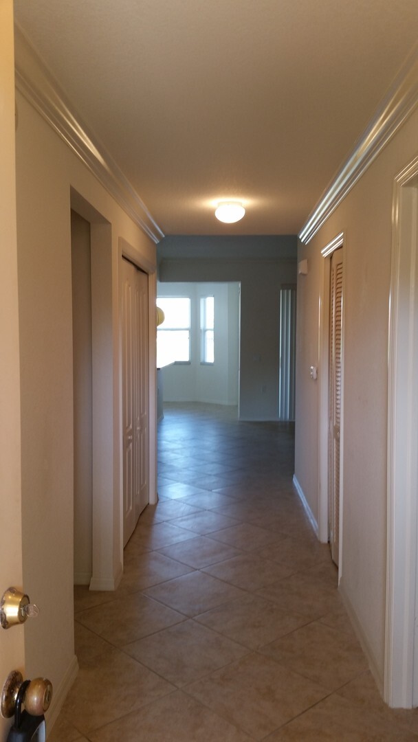 Building Photo - Osprey Cove-Two Bed Two Bath 1st Floor, La...