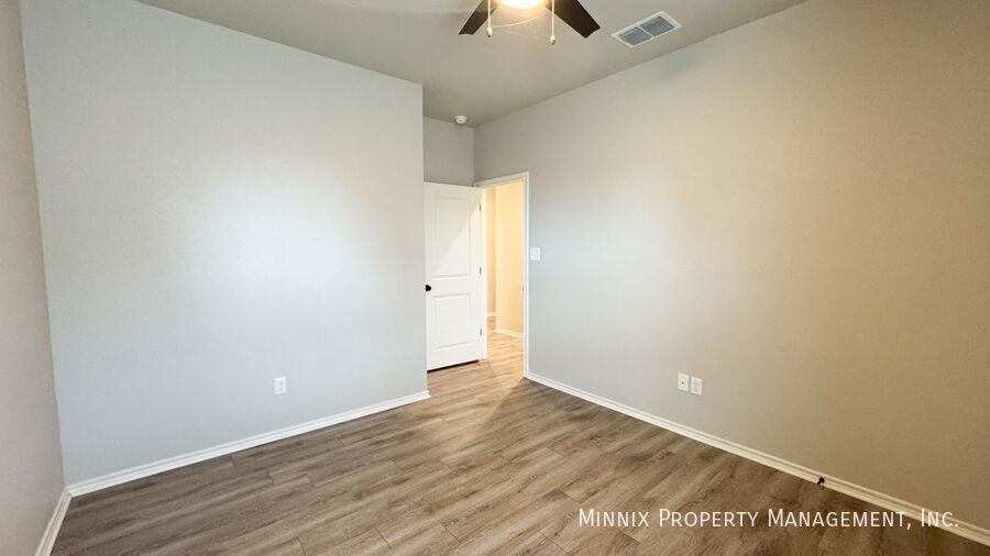 Building Photo - 2401 Quitman Ave