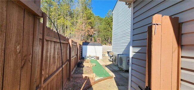 Building Photo - 3825 Jackson Shoals Ct SW