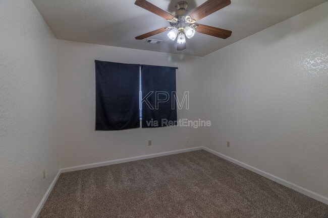 Building Photo - 9717 Treetop Dr