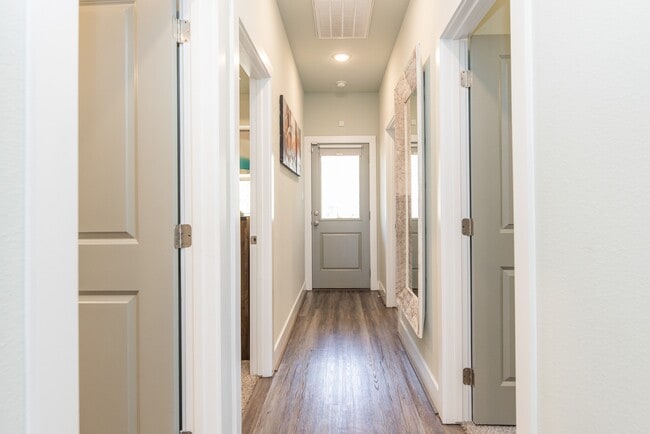 Building Photo - 9 Drywood Ln