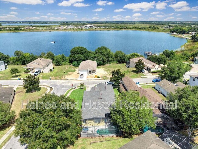 Building Photo - 546 Pineloch Dr