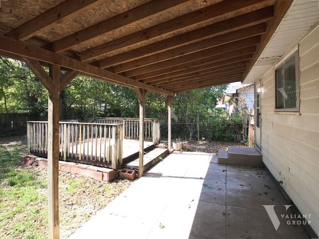 Building Photo - Charming 3-Bedroom, 2-Bath Home for Rent i...
