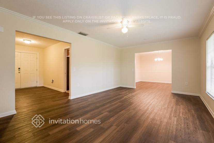 Building Photo - 2314 Medford Ln