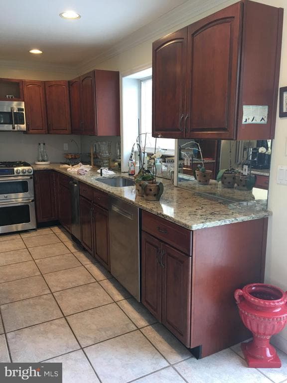 Building Photo - 124 Taylors Mills Rd