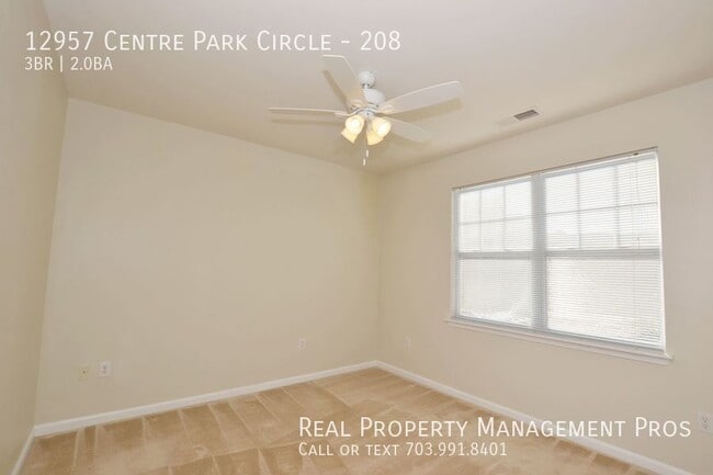 Building Photo - 12957 Centre Park Cir