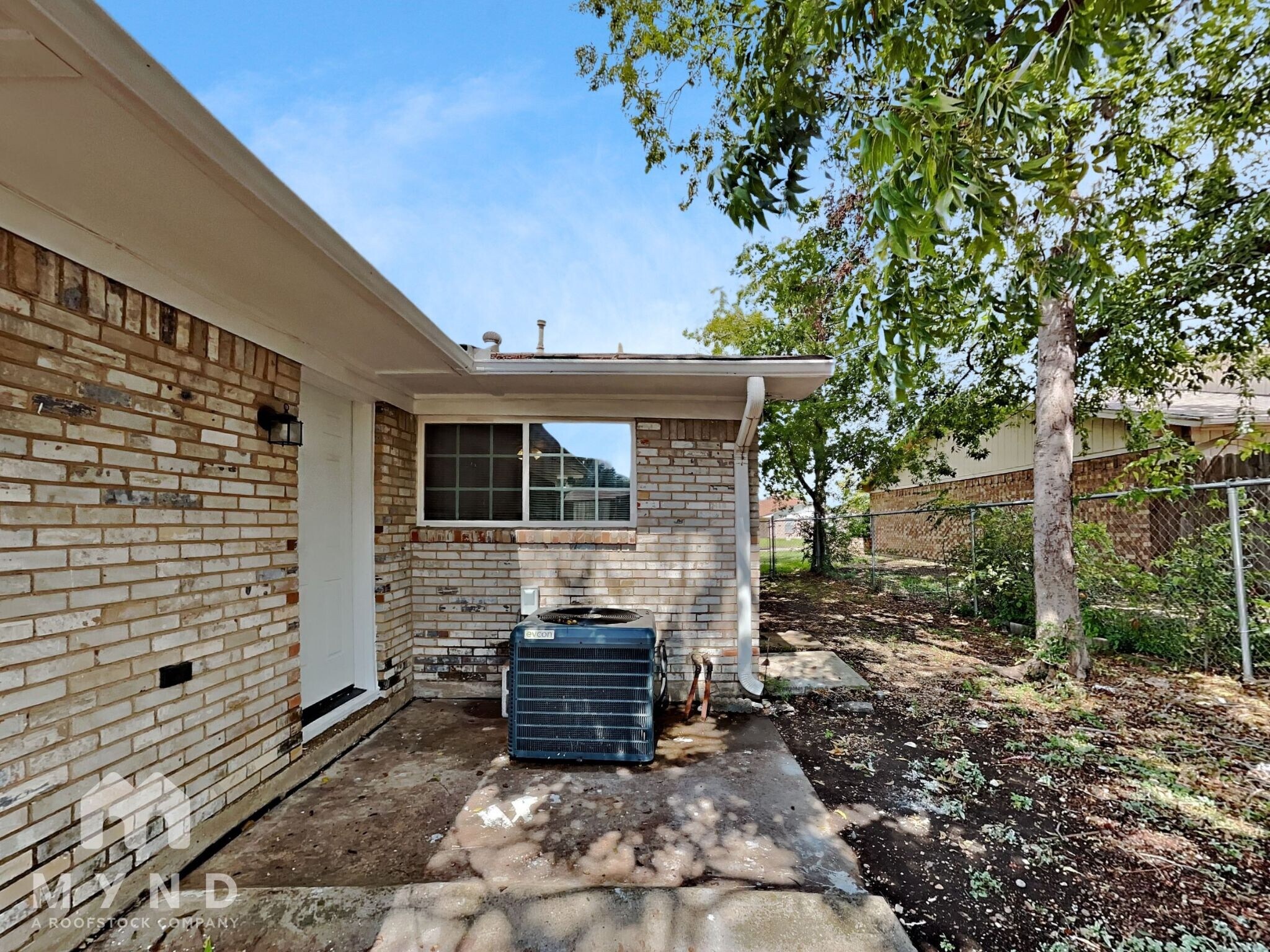 Building Photo - 11362 Quail Run St