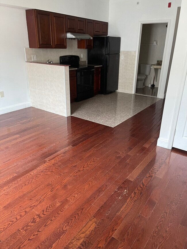 Building Photo - 1232 N Carlisle St