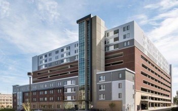 Building Photo - The 50/50
