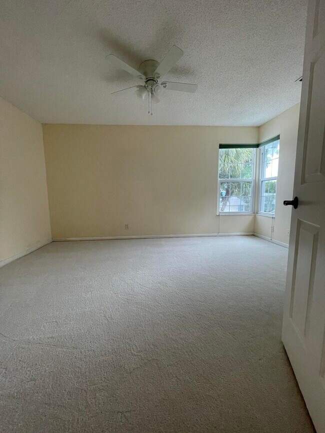 Building Photo - 505 Ocean Dunes Cir
