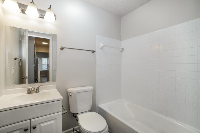 Building Photo - 7287 Candlestone Dr