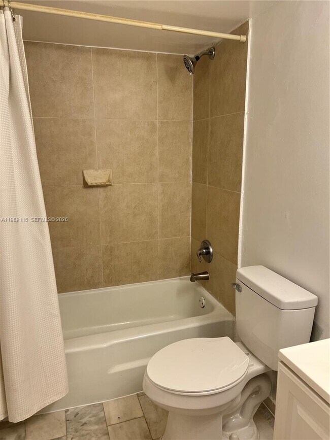 Building Photo - 1800 Sans Souci Blvd